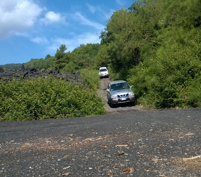Etna Excursion: Off Road Etna